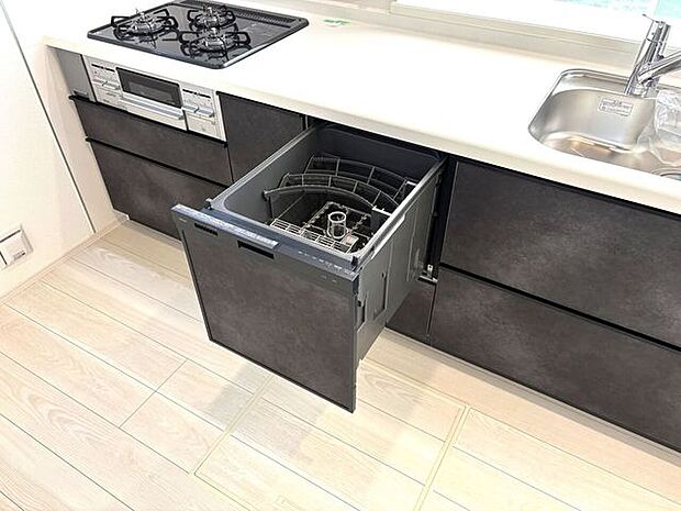 食器洗浄乾燥機　時短、節水に役立つ食洗機が標準装備！