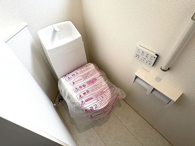 温水洗浄便座♪寒い季節も快適です♪