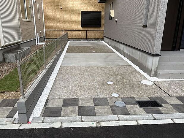 駐車2台可能です!