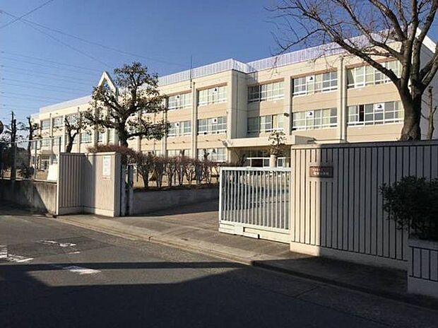 福春小学校 550m