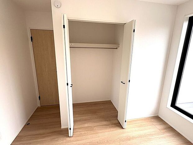 全室収納付き♪お部屋がスッキリ片付きます♪