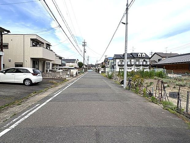 南側前面道路