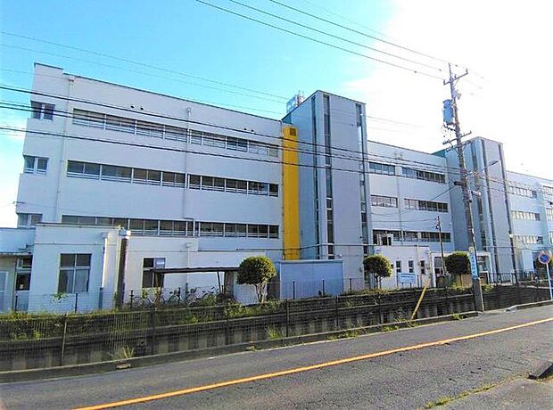 大治中学校 550m