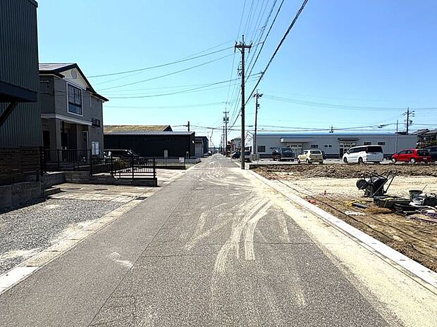 南側前面道路
