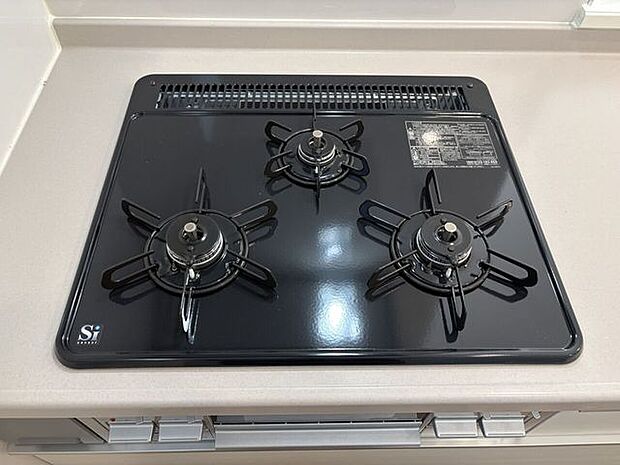 3口コンロ　一度にたくさんのお料理が作れるので便利です！