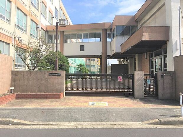 港西小学校 350m