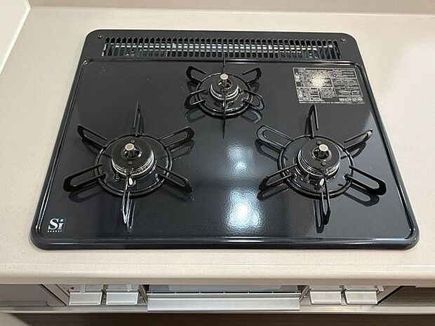 3口コンロ　一度にたくさんのお料理が作れるので便利です！