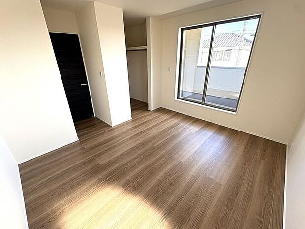 2面採光のお部屋は明るく風通しの良いお部屋です！