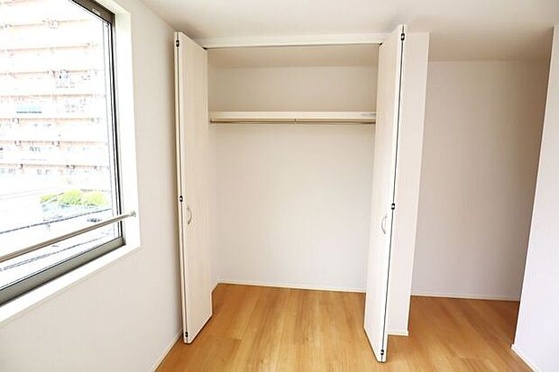 クローゼット 同仕様 全室収納付き♪お部屋がスッキリ片付きます♪