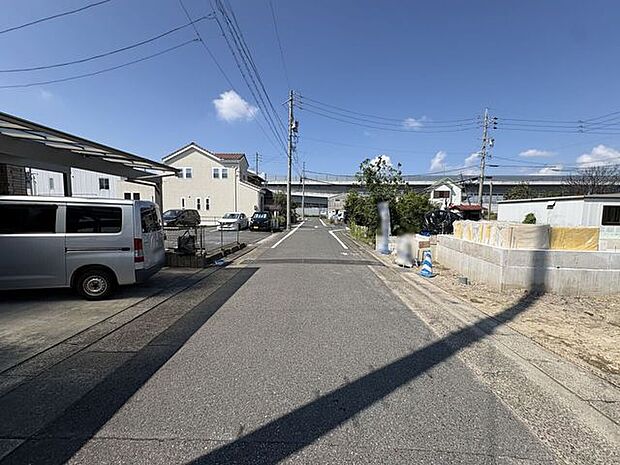 南側前面道路