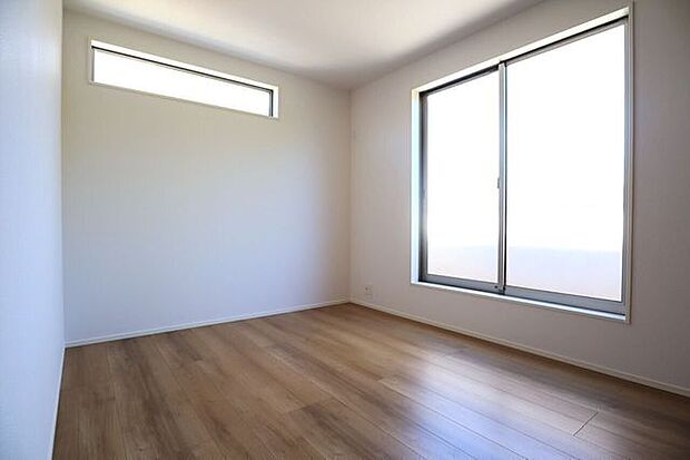 洋室　同仕様2面採光のお部屋は明るく風通しの良いお部屋です♪