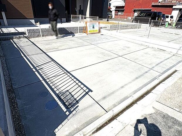 並列駐車2台可能です!