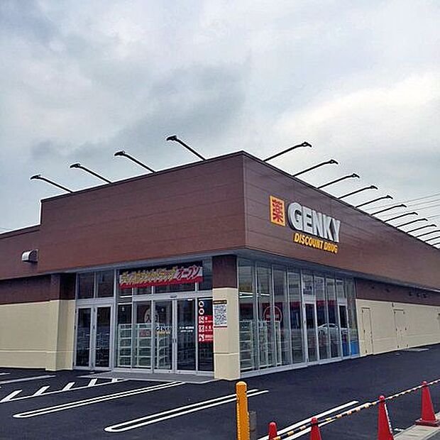 ゲンキー蟹江駅前店 650m