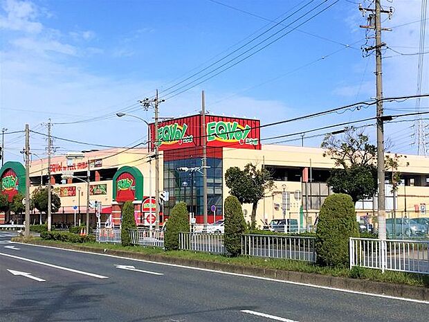 エクボフィール入場店 400m