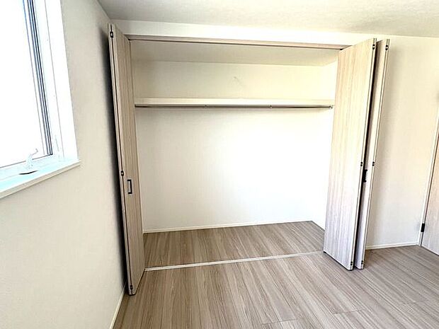 全室収納付き♪お部屋がスッキリ片付きますね♪
