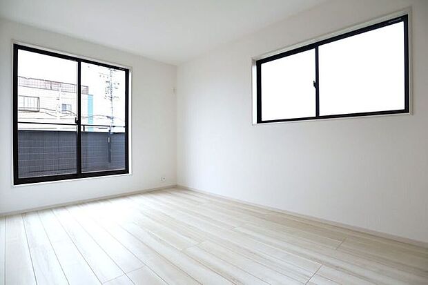 洋室　同仕様2面採光のお部屋は明るく風通しの良いお部屋です♪