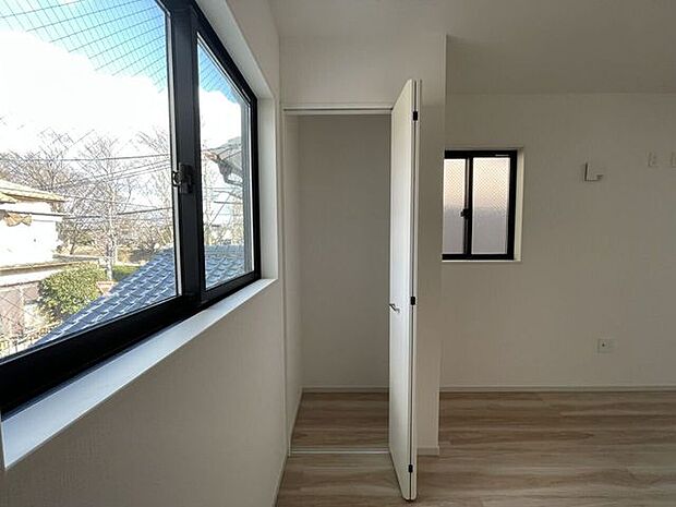 ◇クローゼット◇全居室収納付き♪お部屋がスッキリとお使いいただけます♪