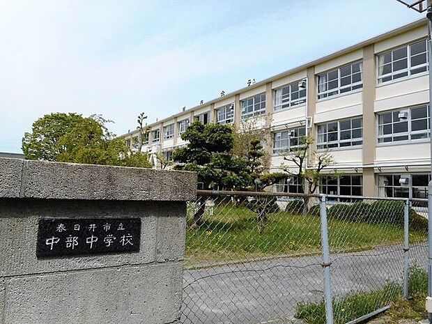 中部中学校 700m