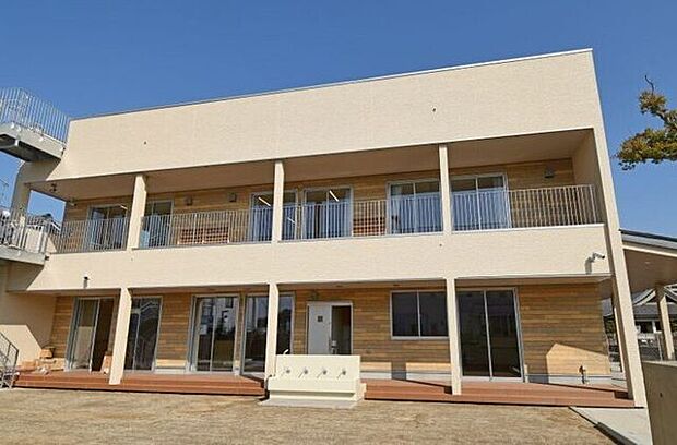 マ・メール上条保育園 400m