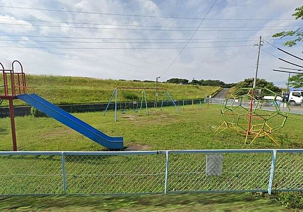 のぼり住宅児童遊園 70m