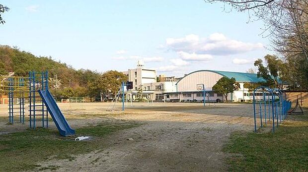 春日井市立高森台保育園 高森台保育園 950m