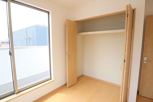 ◇クローゼット◇ 同仕様全居室収納付き♪お部屋がスッキリとお使いいただけます♪