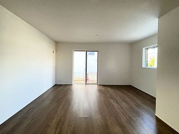 ◇リビング◇　同仕様19.7帖の広々LDKです♪一家団欒の時間が増えそうですね♪