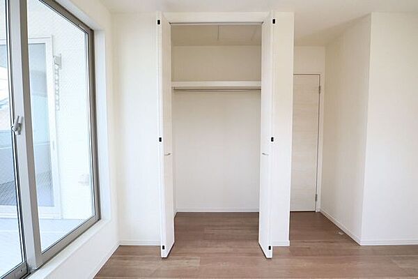 ◇クローゼット◇　同仕様全居室収納付き♪お部屋がスッキリとお使いいただけます♪