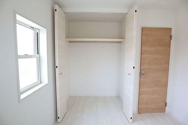 ◇クローゼット◇ 同仕様全居室収納付き♪お部屋がスッキリとお使いいただけます♪