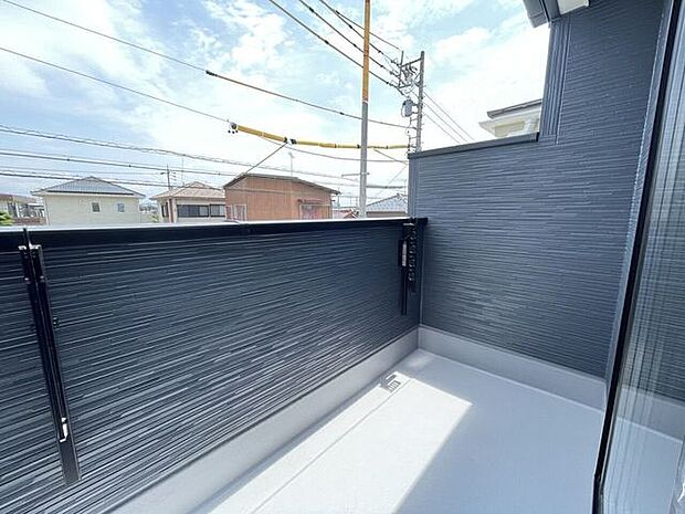 ◇インナーバルコニー◇ 同仕様急な雨も安心のインナーバルコニー♪外からお洗濯物が見えにくくプライバシーも守れますね♪