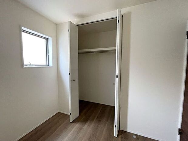 クローゼット全居室収納付き♪お部屋がスッキリとお使いいただけます♪