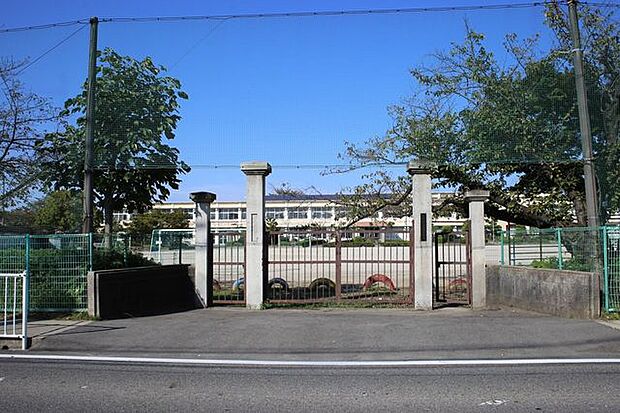 小牧市立北里小学校 北里小学校 2200m