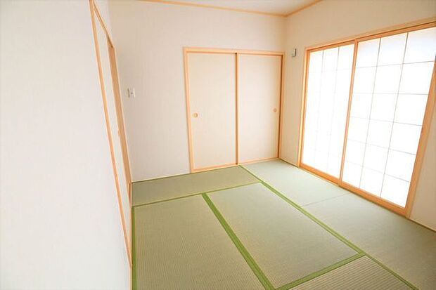 ◇タタミコーナー◇ 同仕様小さなお子様のキッズスペースや、少し横になりたい時などに便利です♪