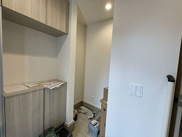 ◇土間収納◇ 土間収納には靴はもちろん、お部屋に入れたくないスポーツ用品や工具類など収納できます♪