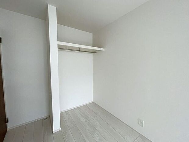 ◇クローゼット◇ 全居室収納付き♪お部屋がスッキリとお使いいただけます♪