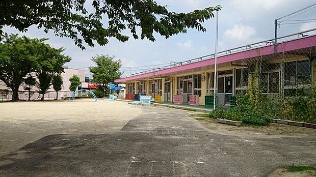 下津保育園 95m