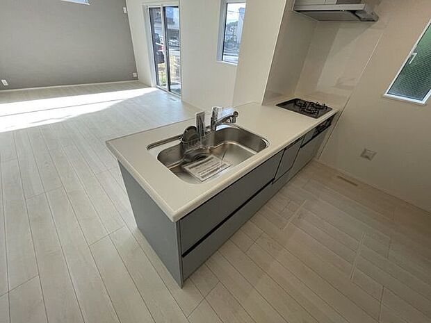 ◇キッチン◇使い勝手の良いカウンターシステムキッチン♪家事がはかどりそうです♪