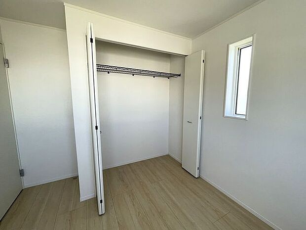 ◇クローゼット◇全居室収納付き♪お部屋がスッキリとお使いいただけます♪