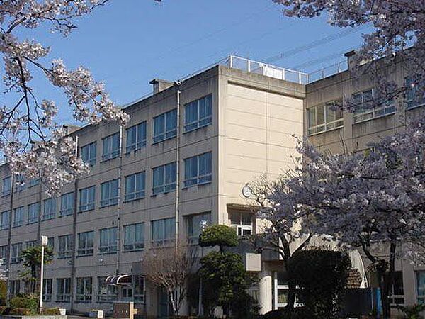 春日井市立柏原中学校 1400m
