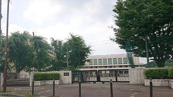 名古屋市立大森北小学校 290m