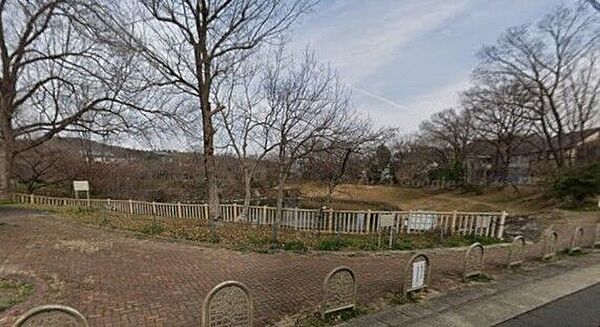 御膳洞公園 280m