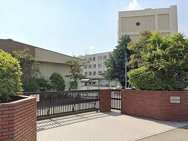 八王子中学校 850m