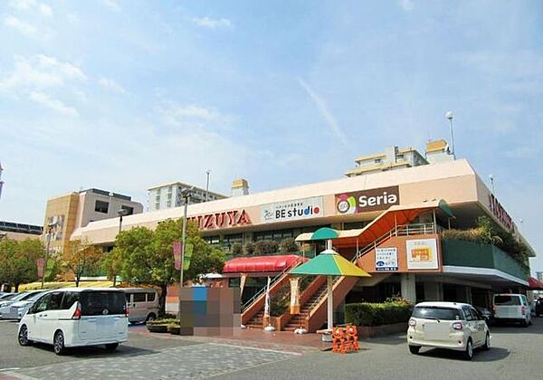 ヨシズヤ師勝店 400m