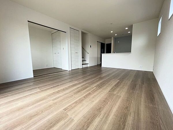 リビング/ダイニングを拡大表示