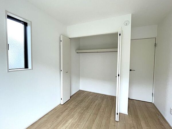 ◇クローゼット◇　同仕様全居室収納付き♪お部屋がスッキリとお使いいただけます♪