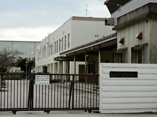 鷹来中学校 1700m