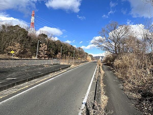 前面道路　北西側