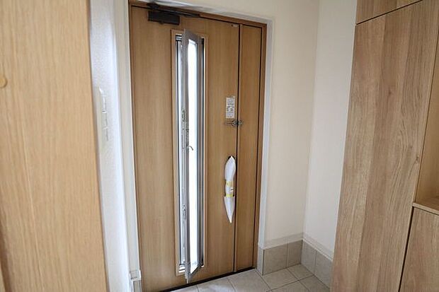 ◇玄関◇　同仕様シューズボックス付きの玄関♪玄関がスッキリとお使いいただけます♪