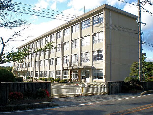 春日井市立坂下中学校 坂下中学校 2100m