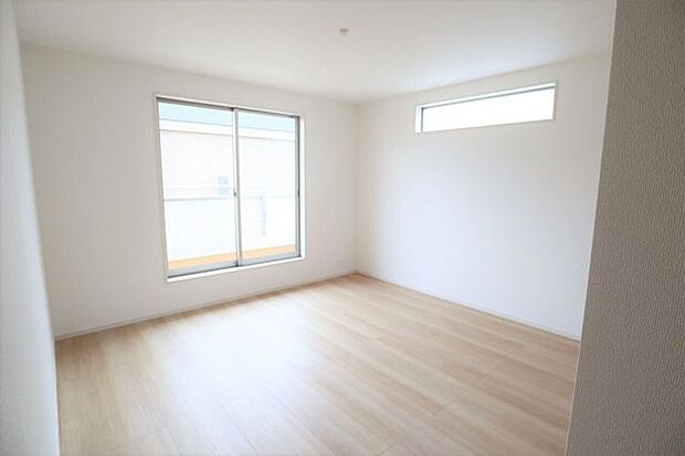 ◇洋室◇ 同仕様2面採光のお部屋は明るく風通しが良いです♪収納もしっかり出来ますよ!